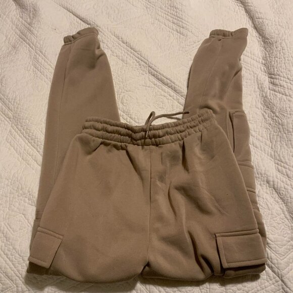 Faded Rose Essentials SweatPants - Picture 4 of 4